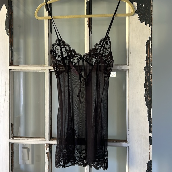 Sequin embellished Victoria’s Secret chemise with lace trim - Picture 3 of 6